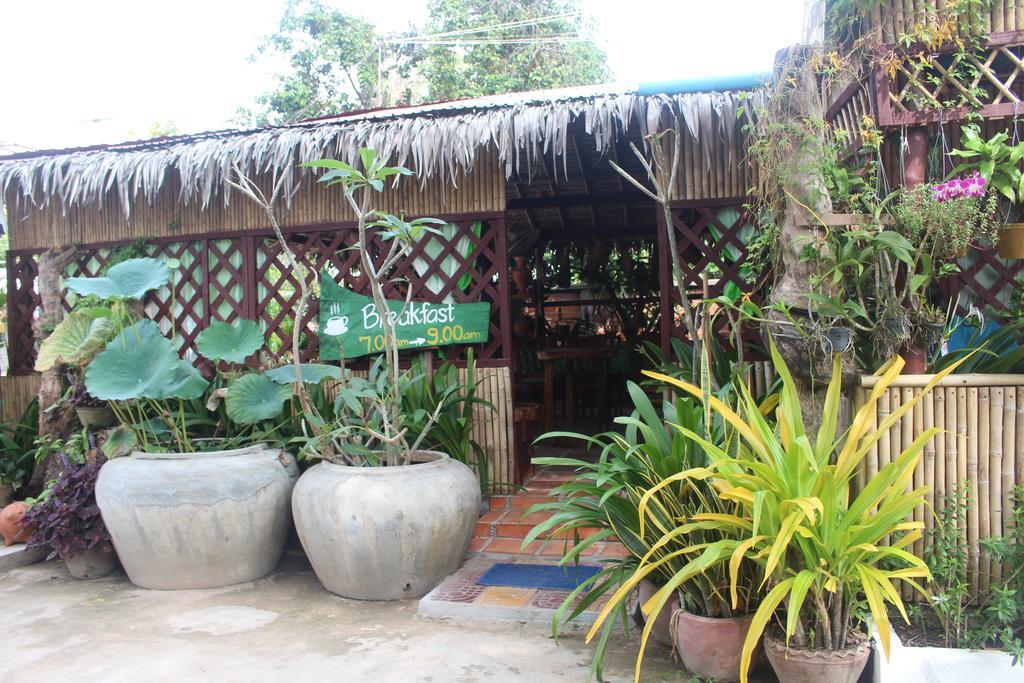 Garden Guesthouse Kampong Chhnang Ngoại thất bức ảnh